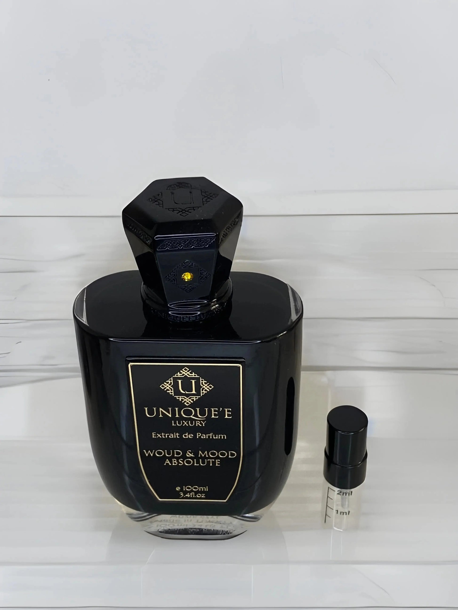 UNIQUEE LUXURY Woud And Mood decant FoFparfums